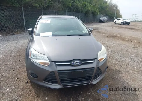 2014 Ford Focus Se z USA, uszkodzony, nr VIN 1FADP3K23EL461847